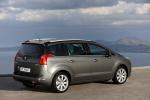 Peugeot 5008 2009 года